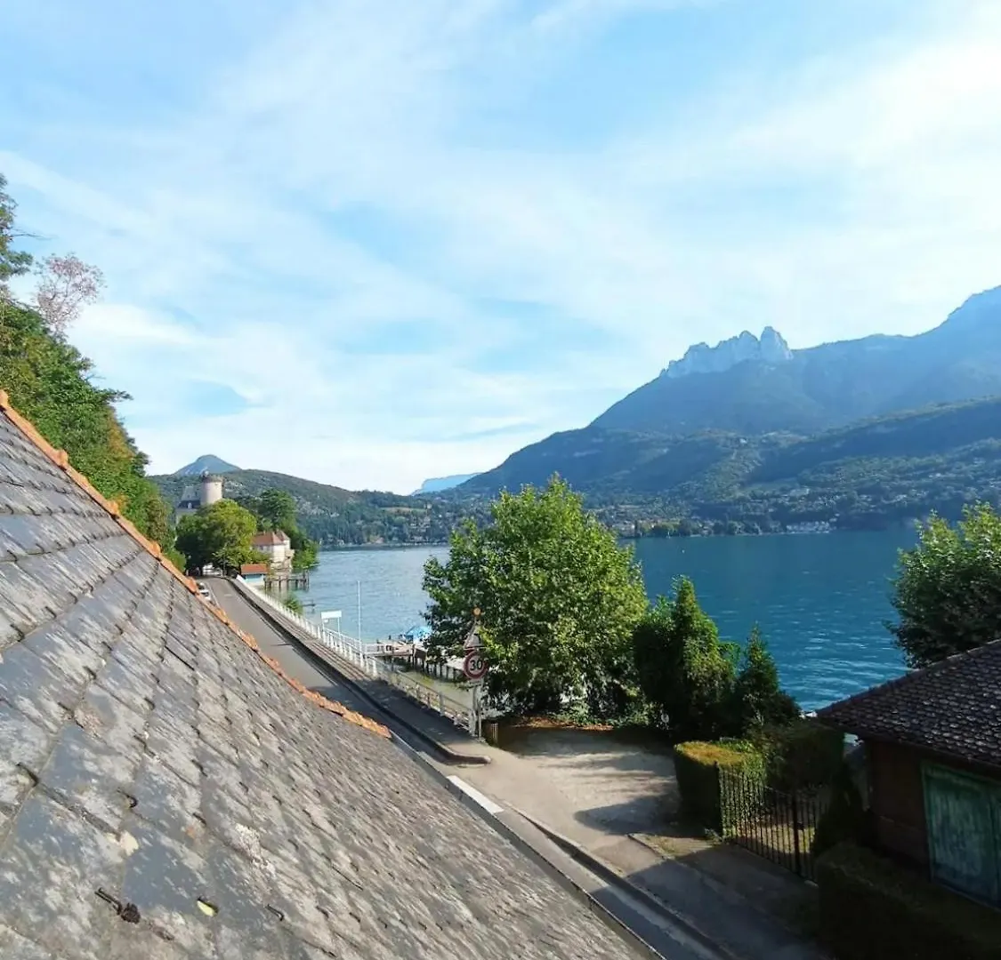 La Maison Du Roc / 8 Pers / Au Bord Du Lac D'Annecy Villa Duingt Holiday home